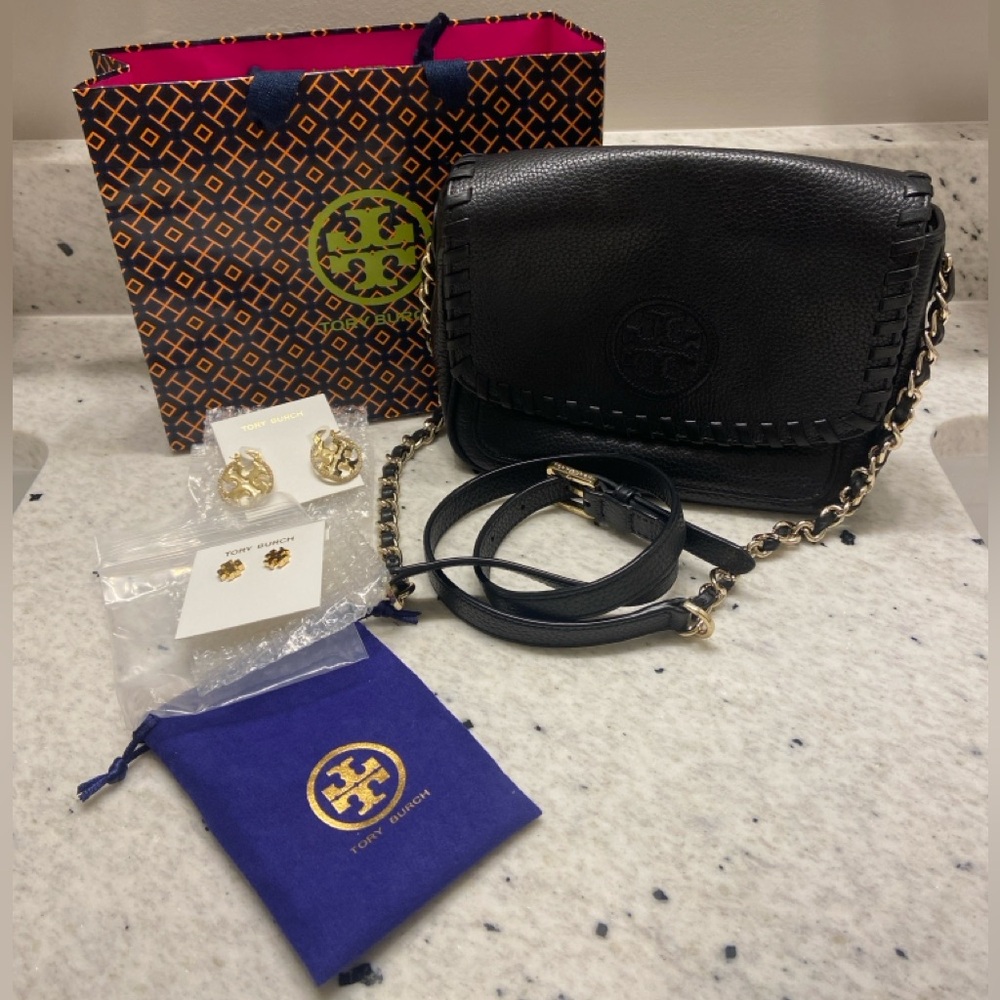 Tory Burch lot! Like new Black Leather Crossbody Bag, 2 pair earrings w/gift bag